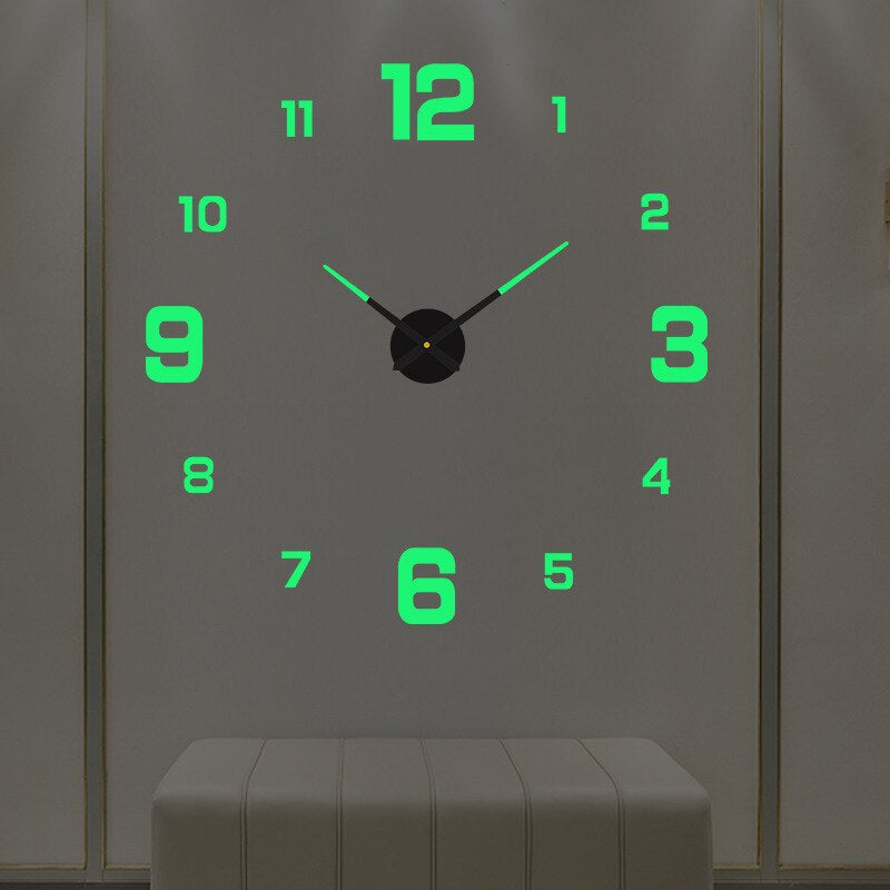 Moderno Wall Clock