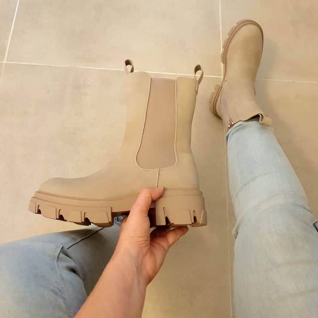 Romi Beige Chelsea Boots