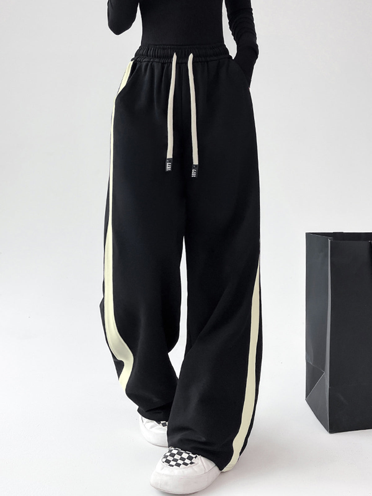 Wide Leg Sweatpants