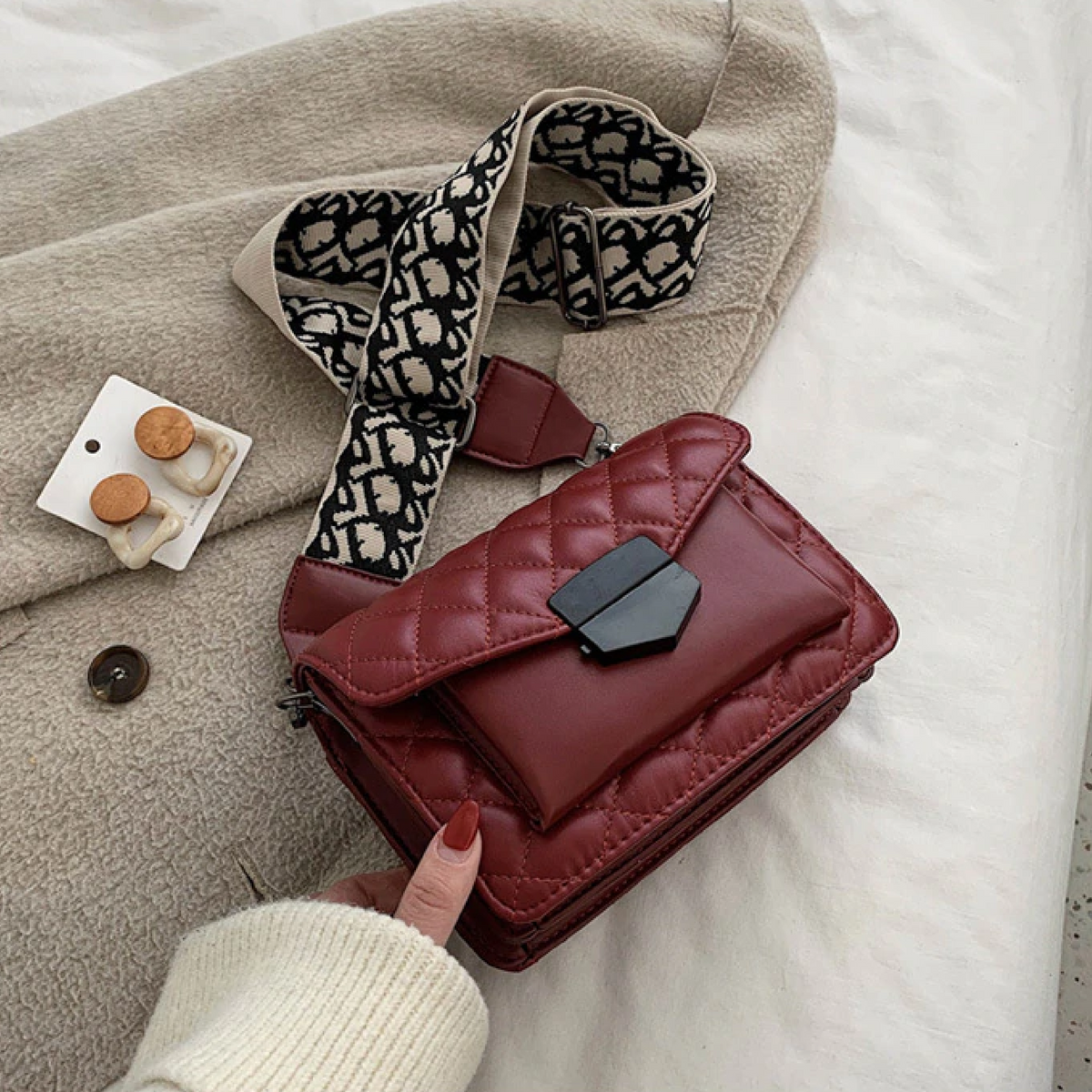 Xentrana Quilted Handbag