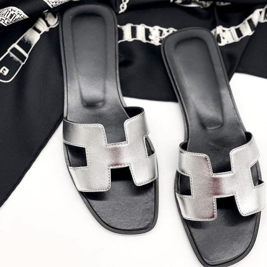 Mubil Slip-On Slippers